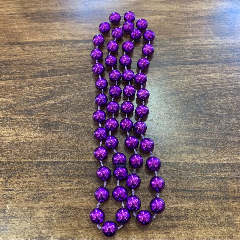 Free item: Mardi Gras purple beads